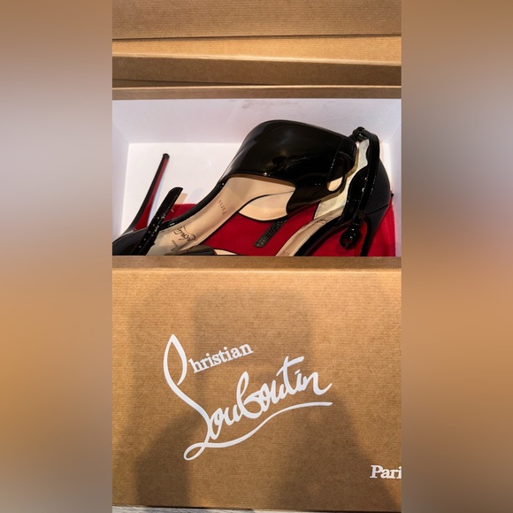 Authentic Christian Louboutin red bottom heels - Picture 4 of 12